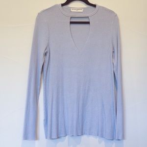 Light blue long sleep top. V neck cut out
